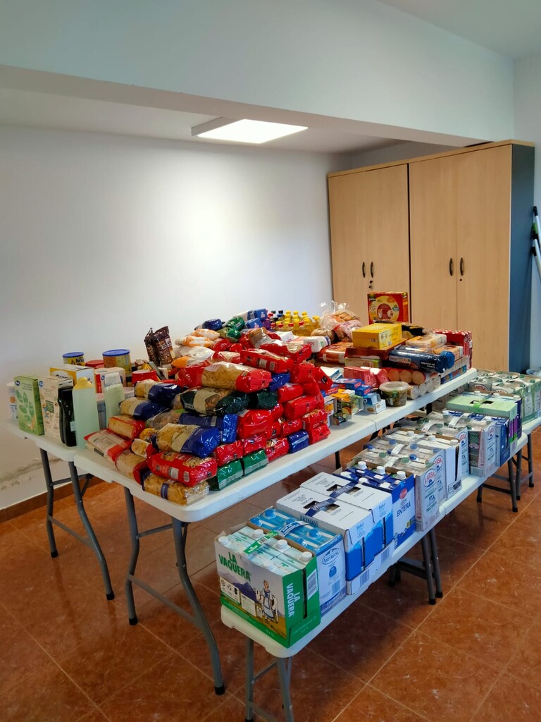 A parroquia de Zarracós entregou 368 quilos de alimentos ó Banco de Alimentos de Ourense na campaña de 2023